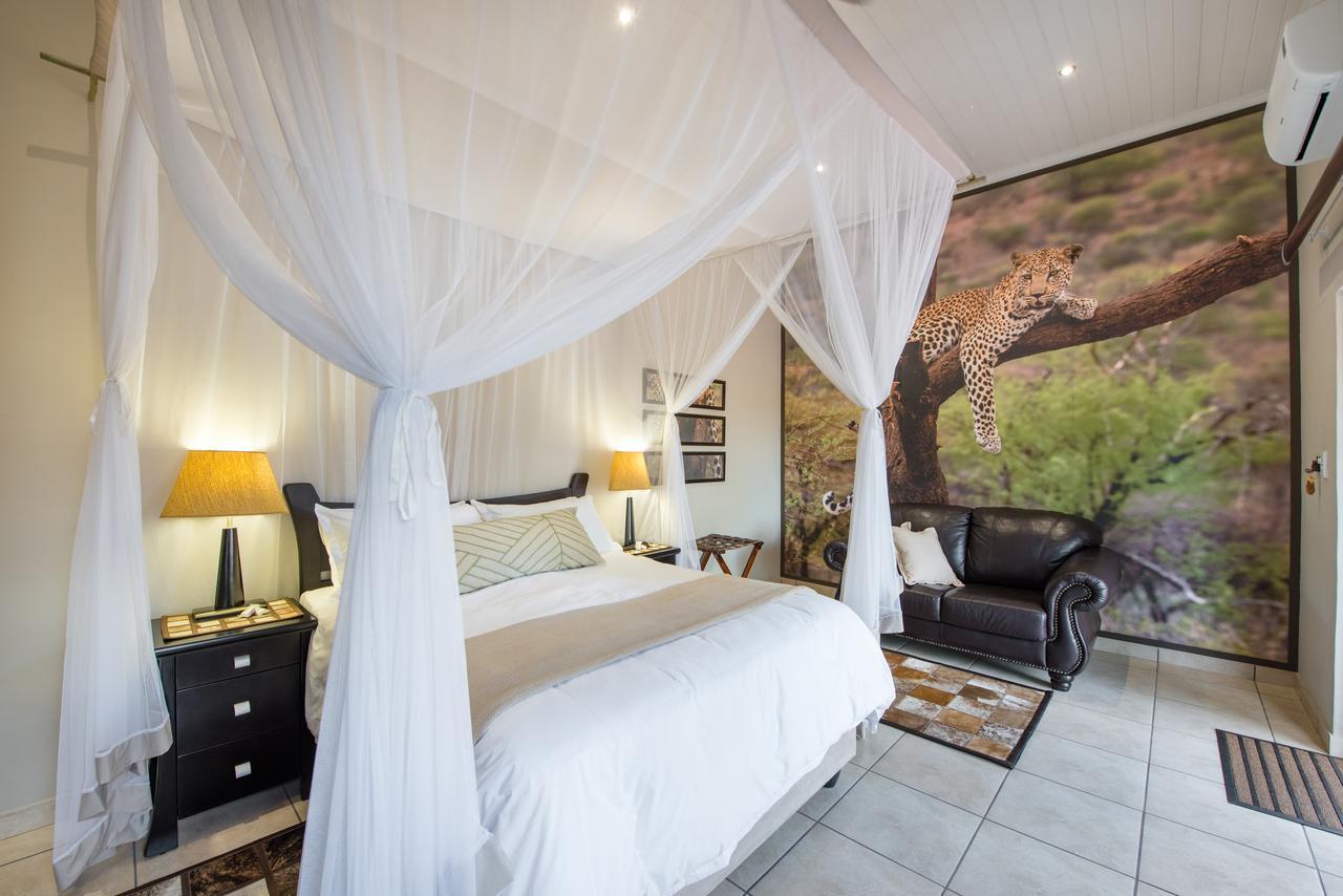 Twiga Travel Villa Hoedspruit Bagian luar foto