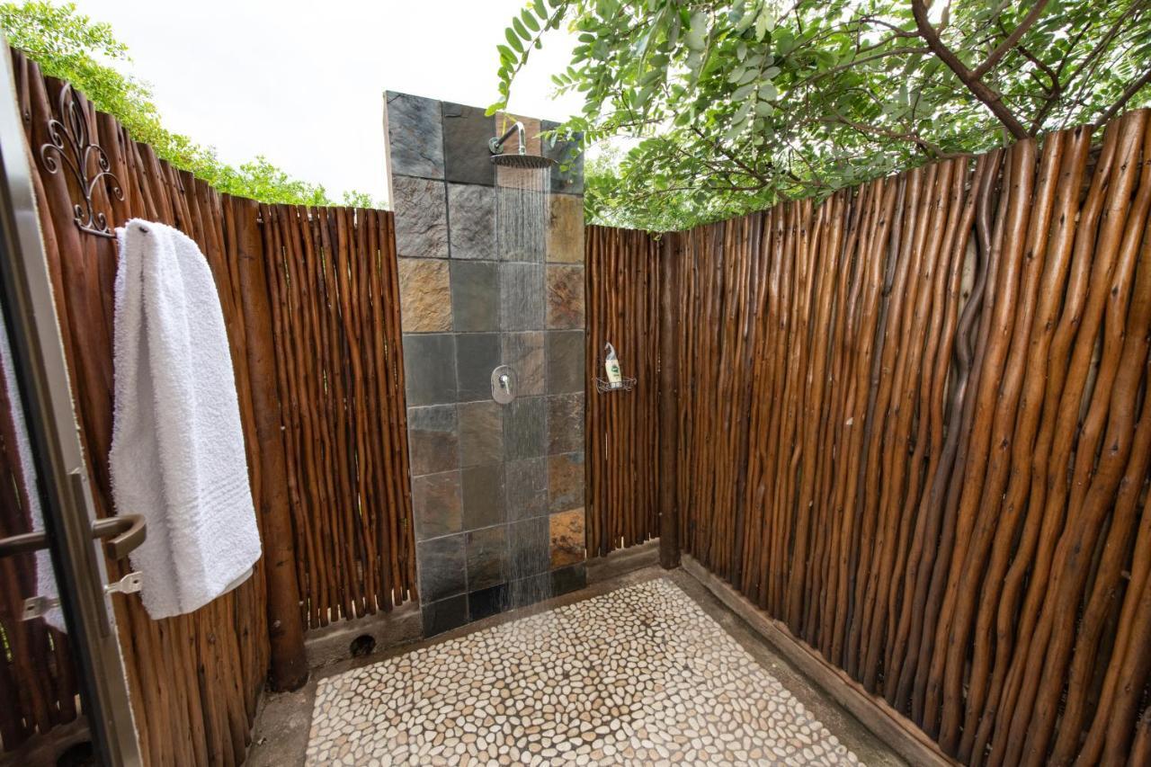 Twiga Travel Villa Hoedspruit Bagian luar foto