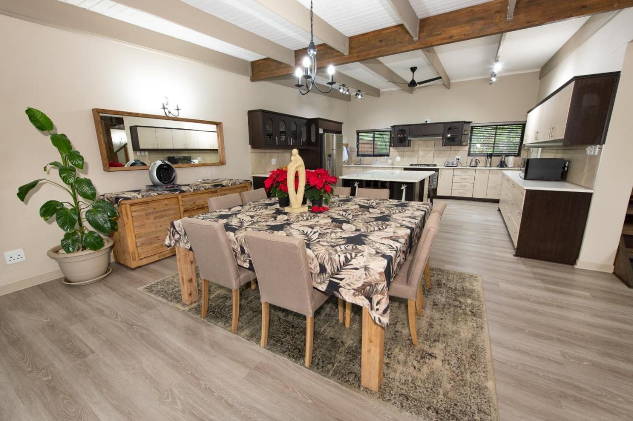 Twiga Travel Villa Hoedspruit Bagian luar foto