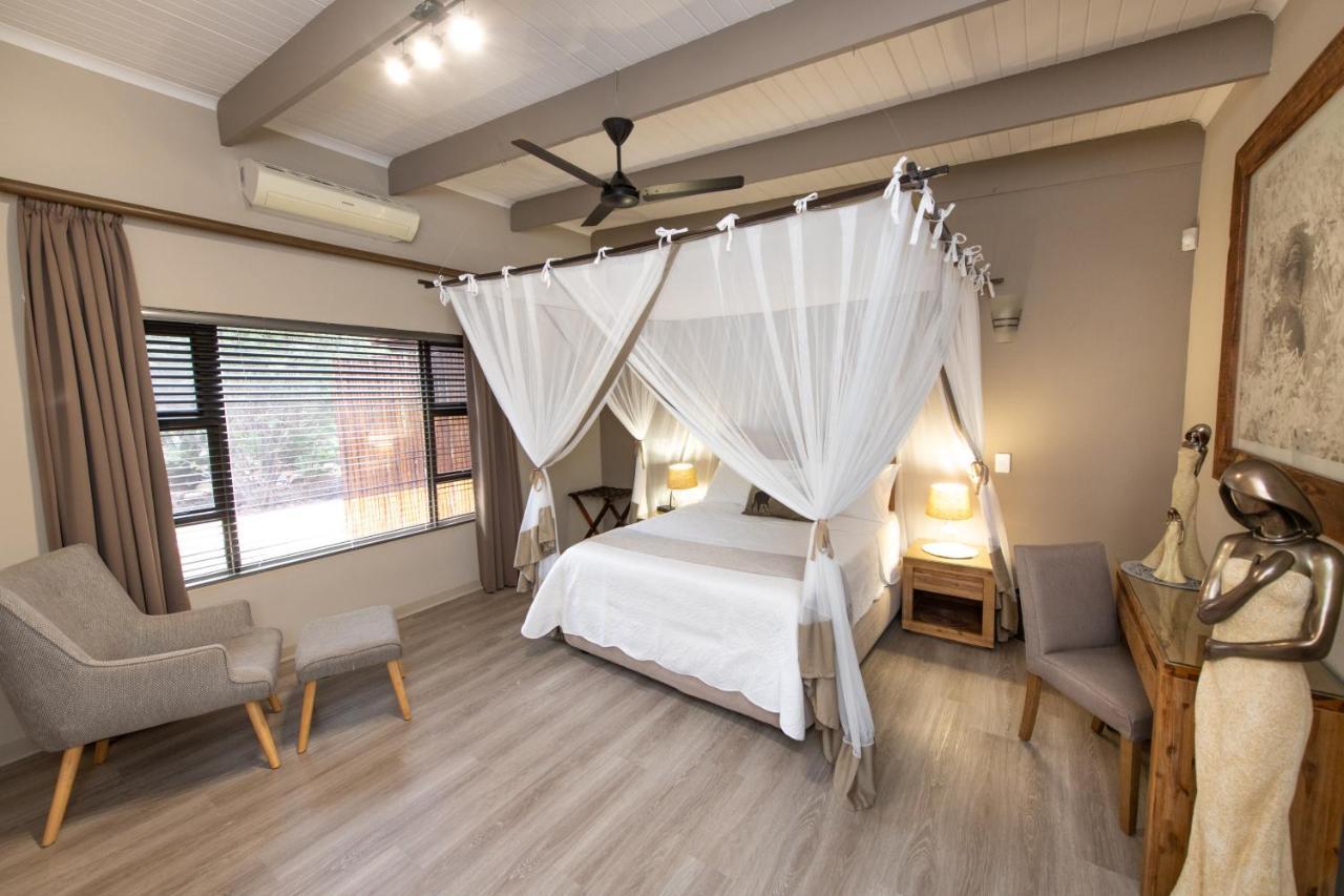 Twiga Travel Villa Hoedspruit Bagian luar foto