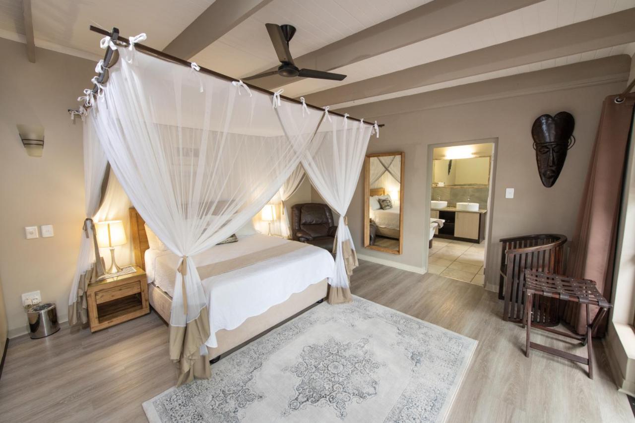 Twiga Travel Villa Hoedspruit Bagian luar foto